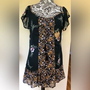 Chance & Destiny Medium on/off shoulder dress. Western Rom H. Retails $53. NWT.